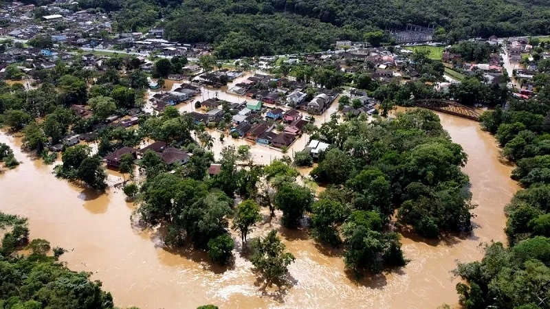 Após chuvas, acesso aos municípios Tobias Barreto e Itabaianinha