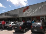 Mulher é internada em hospital na Bahia após ser baleada cinco vezes por PM